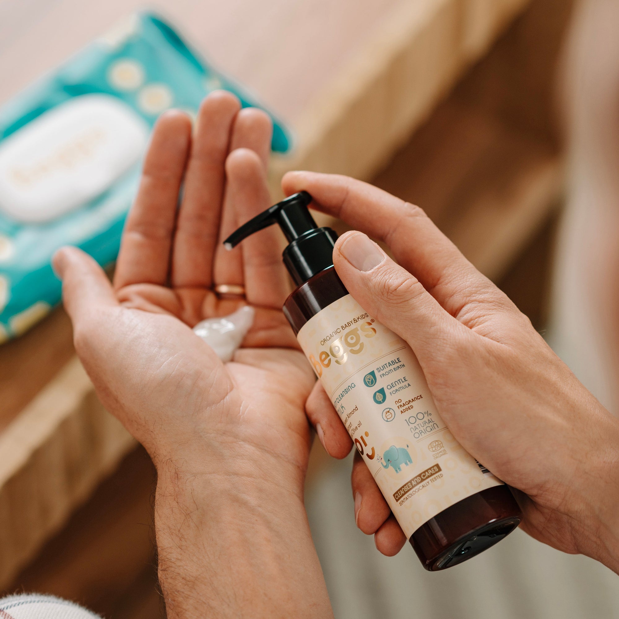 Čisticí mléko na zadeček (200 ml)